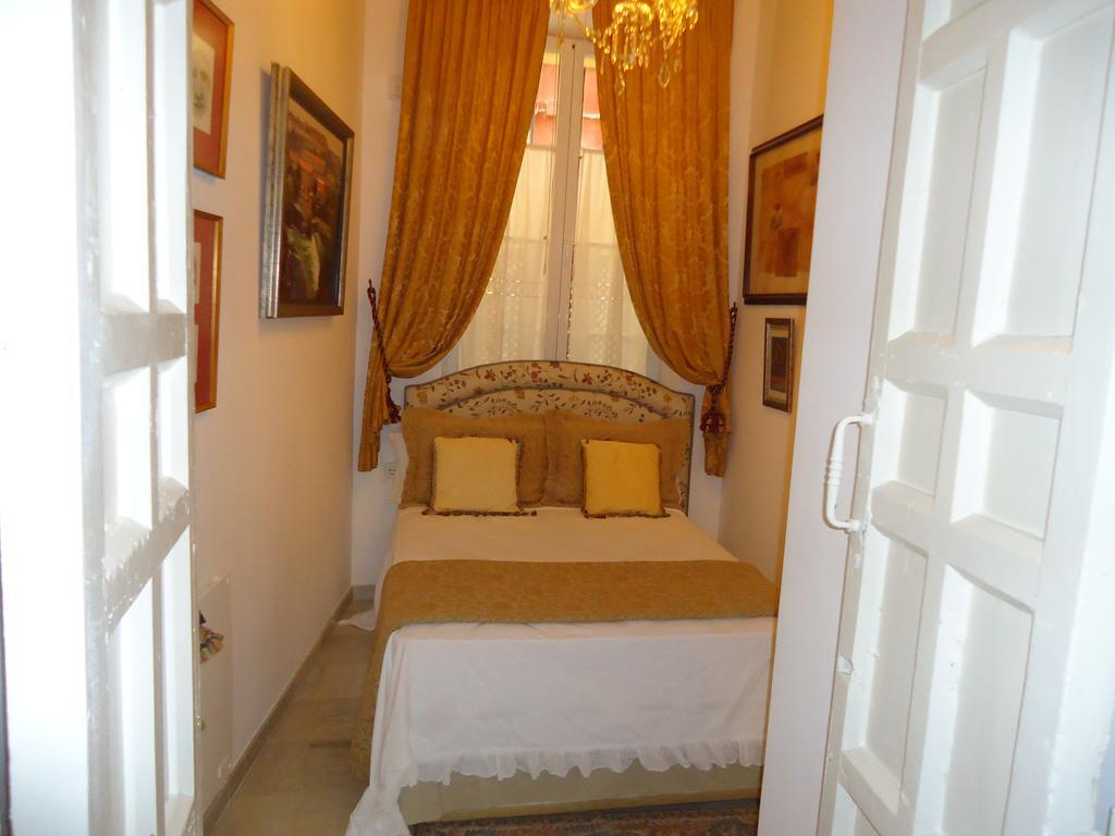 Casa Senorial En Sevilla Centro,Calle Marmoles Екстер'єр фото